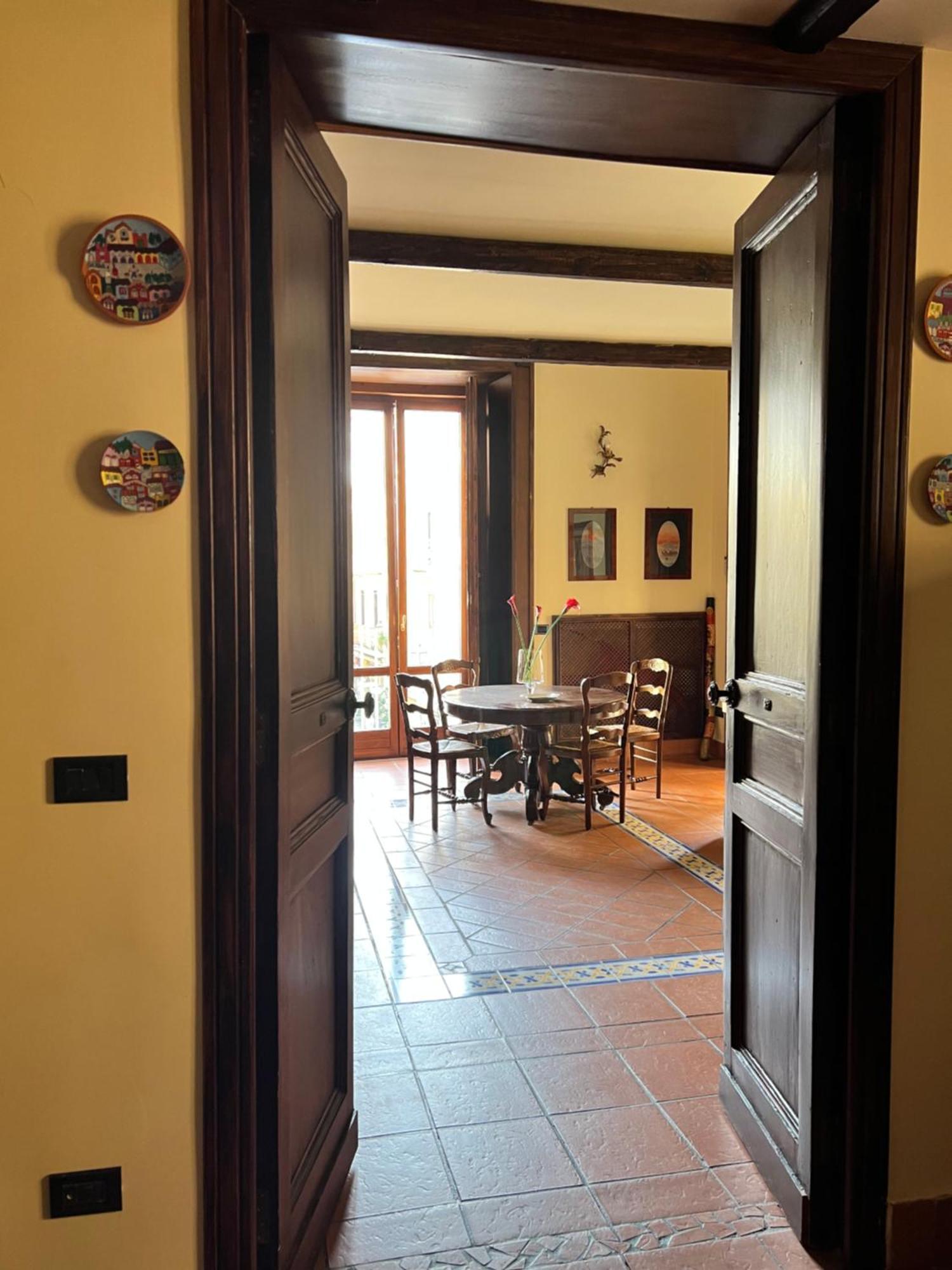 Apartamento Palazzo Ammone - Sedil Dominova Península Sorrentina Exterior foto